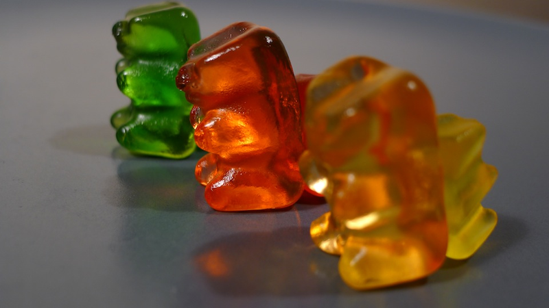 Illustration for article titled Get Really Drunk Off Gummi Bears